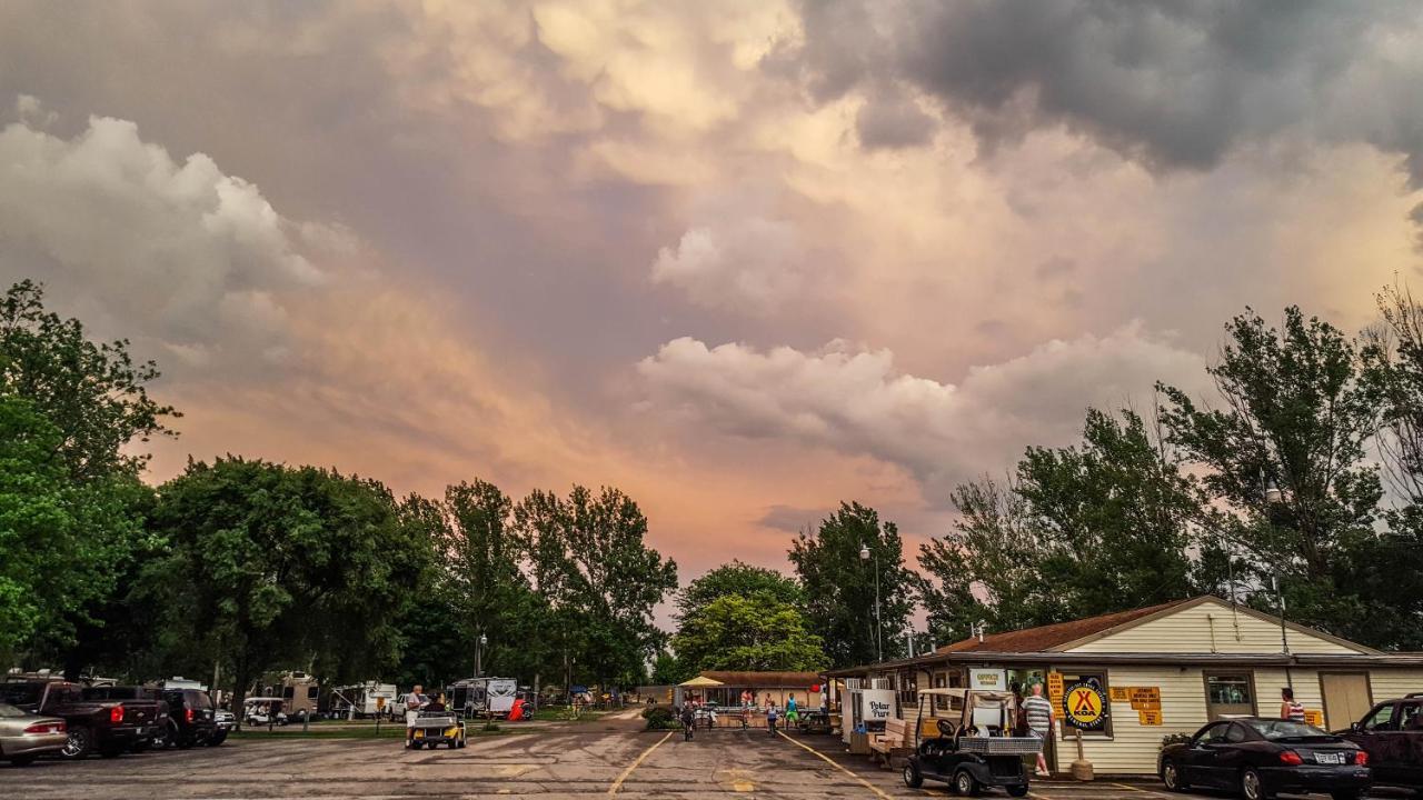 מלון Sandusky Koa Holiday Campground מראה חיצוני תמונה